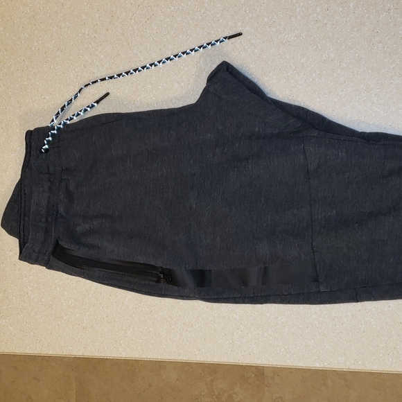 American eagle dark Heather gray jogger - Picture 4 of 5